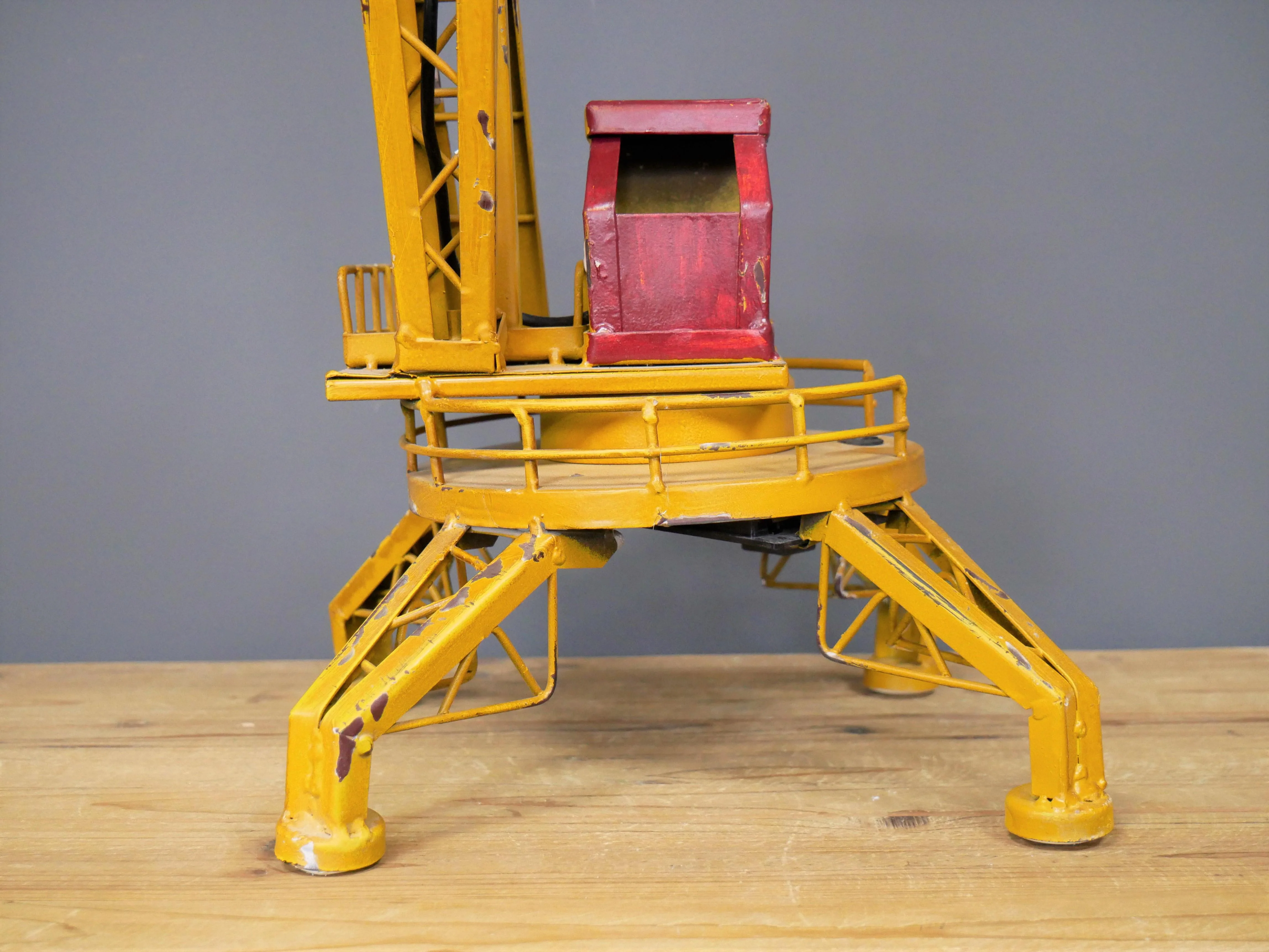 Crane Light - Battery Operated - Image 6
