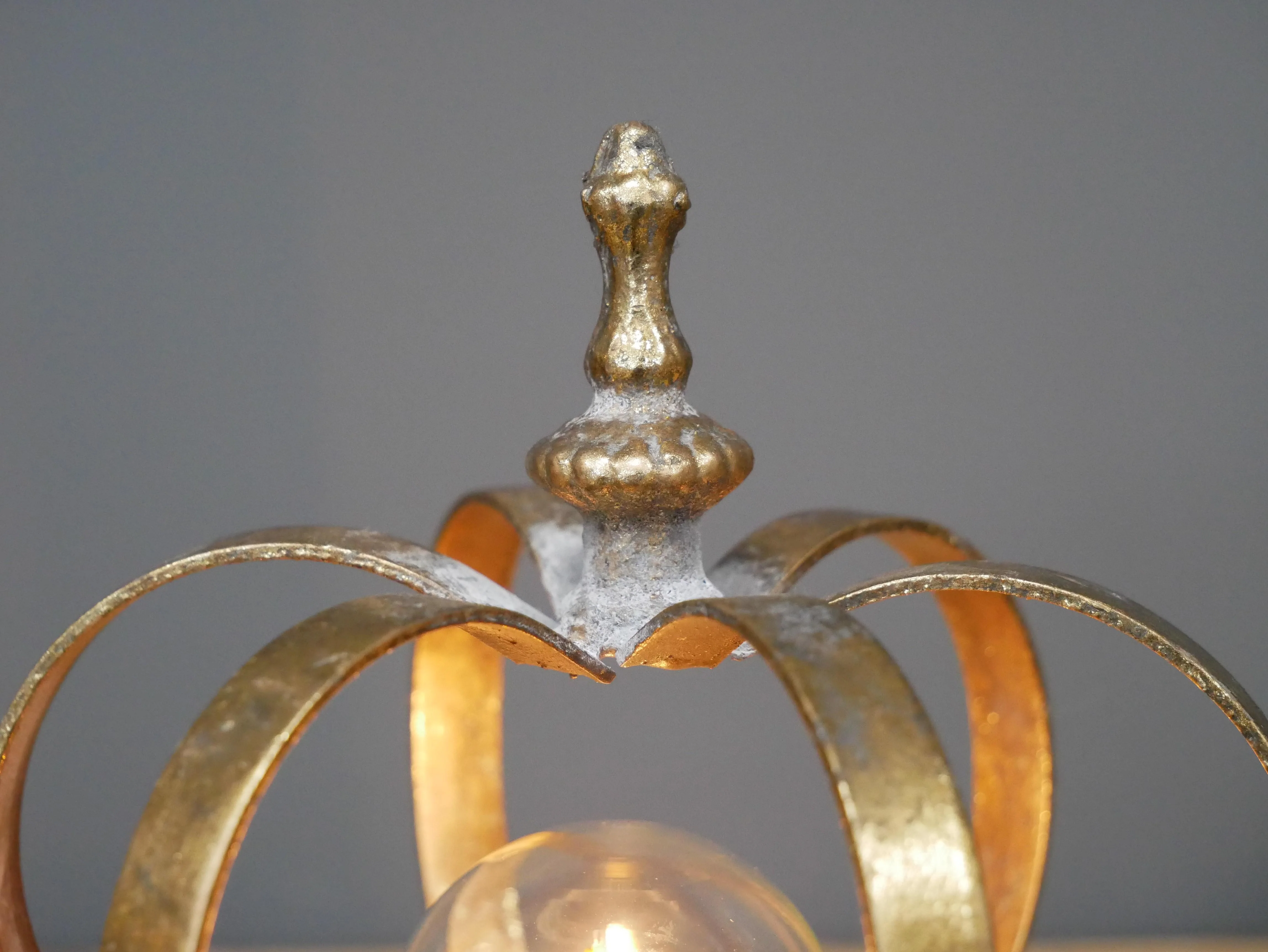 Crown Light LED Battery Operated - Image 4