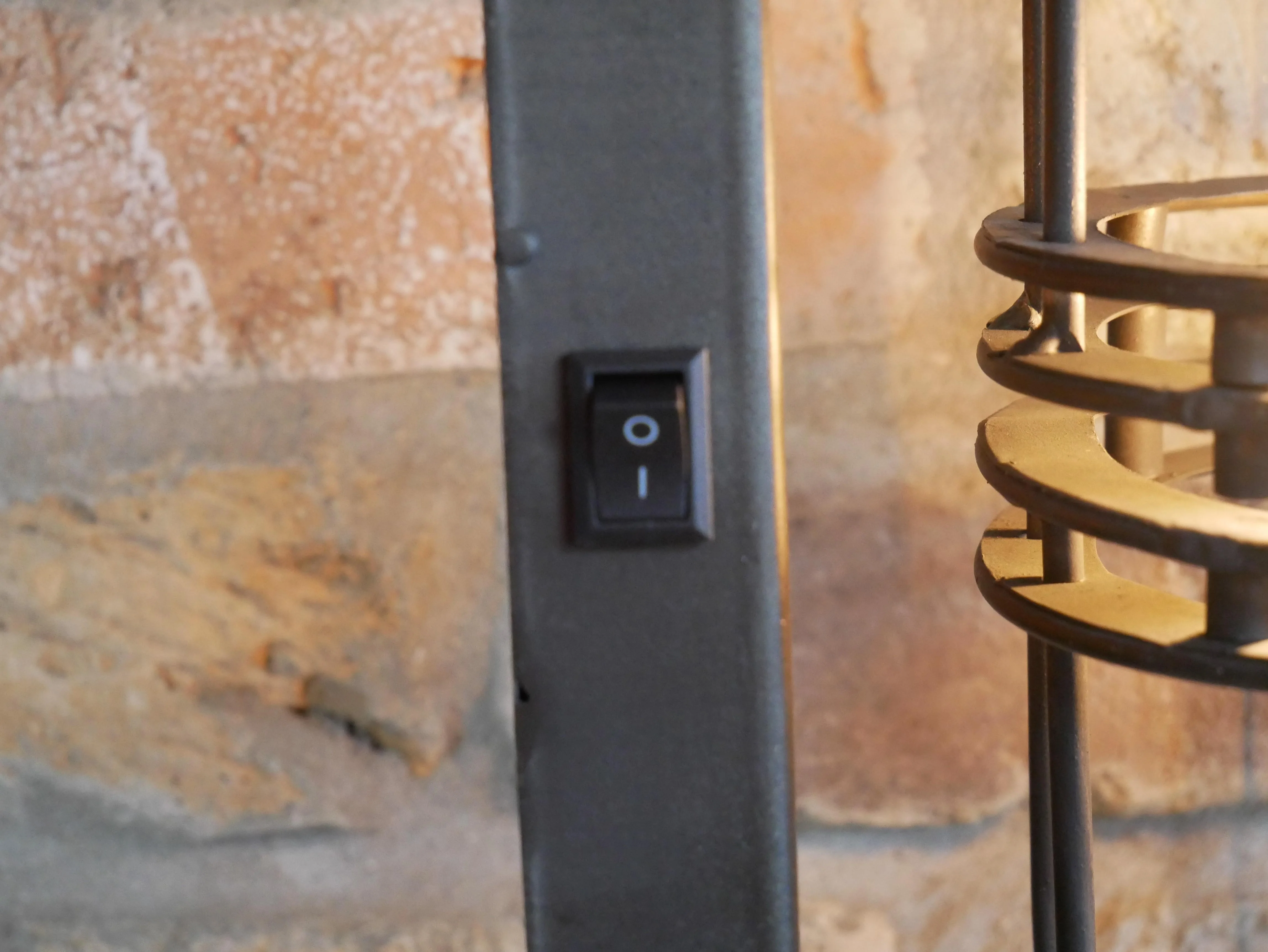 Industrial Wall Light - LED Battery operated - Image 6