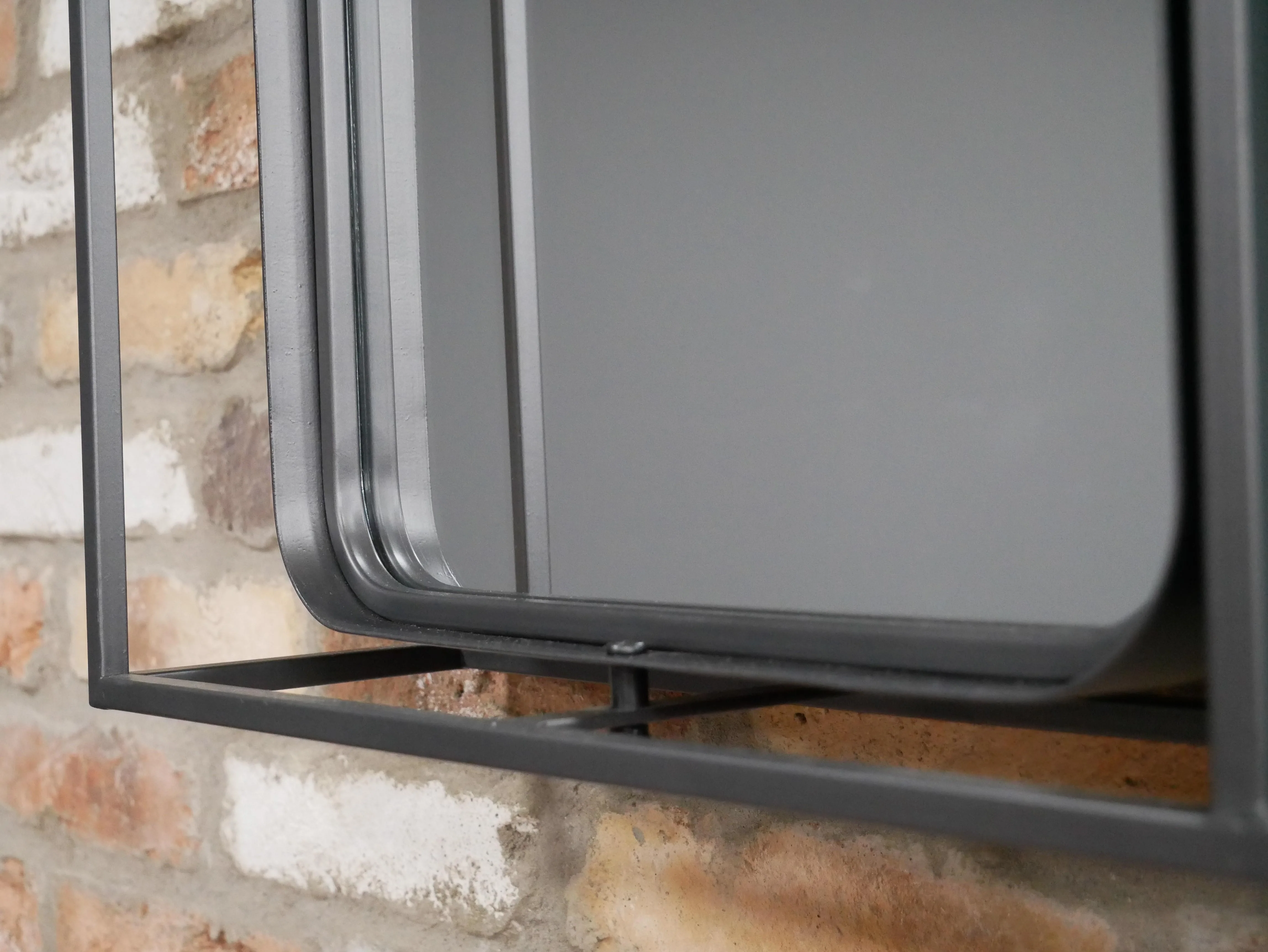 Industrial Wall Unit - Image 4
