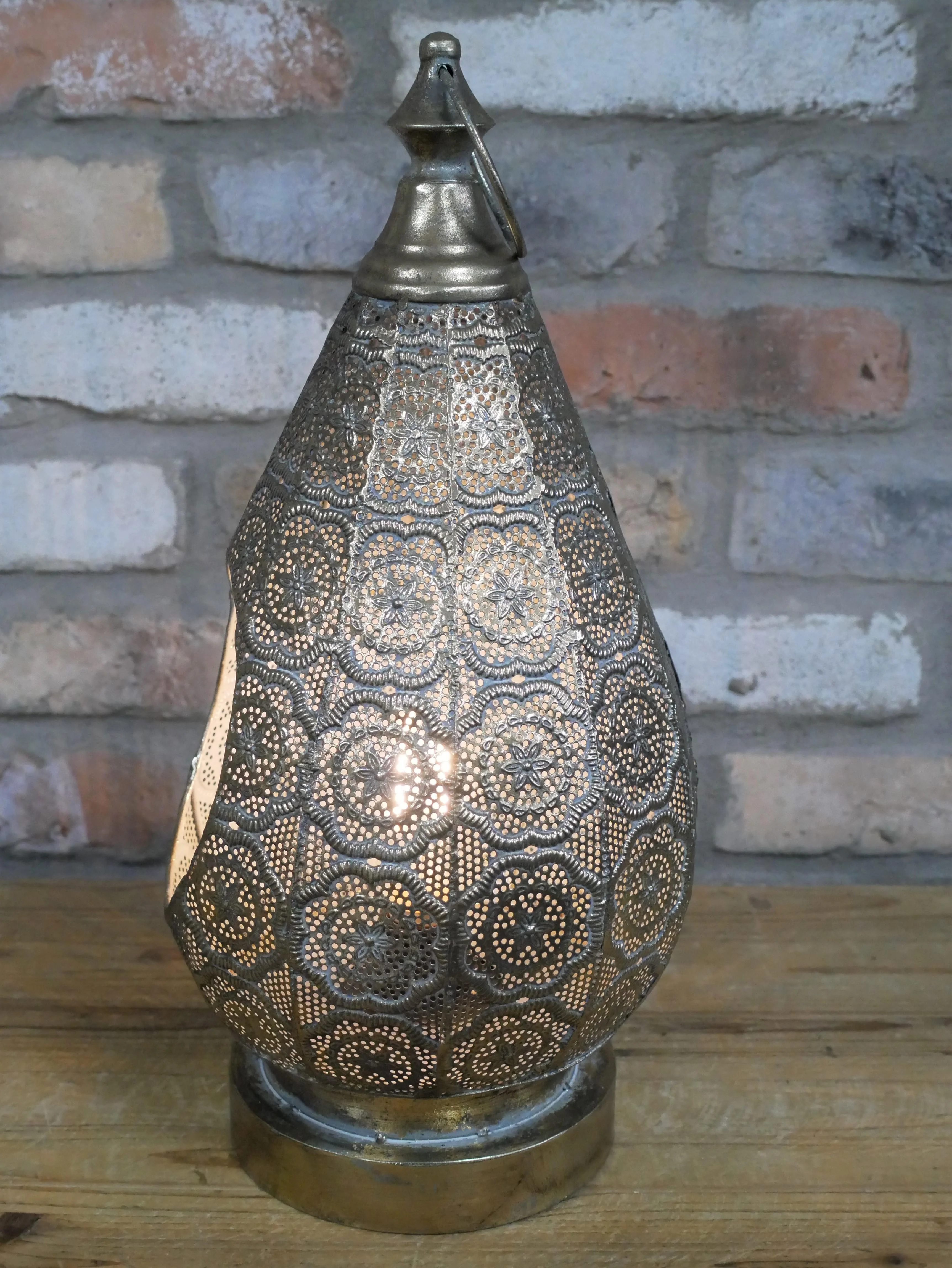 Light - Image 4