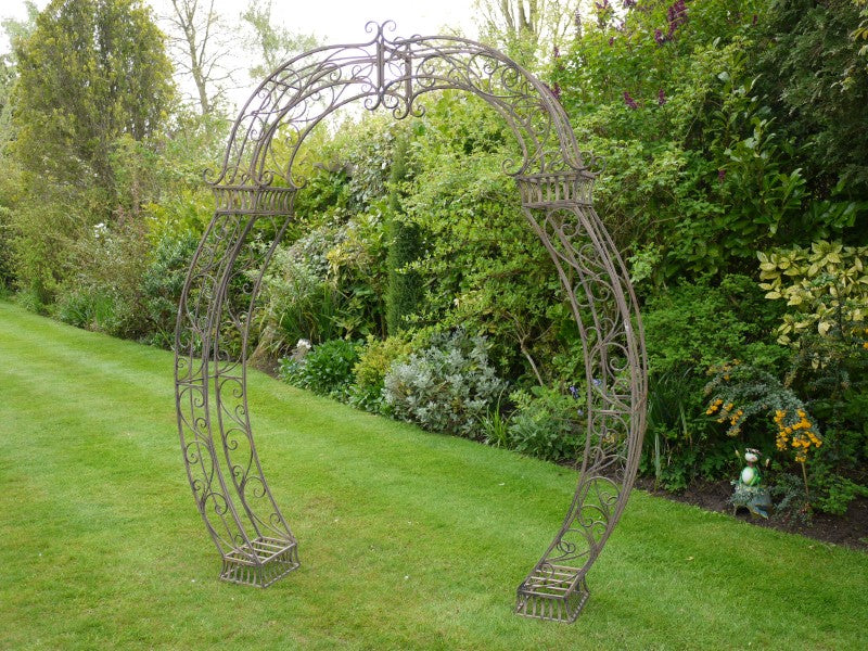 Outdoor Arch - Brown