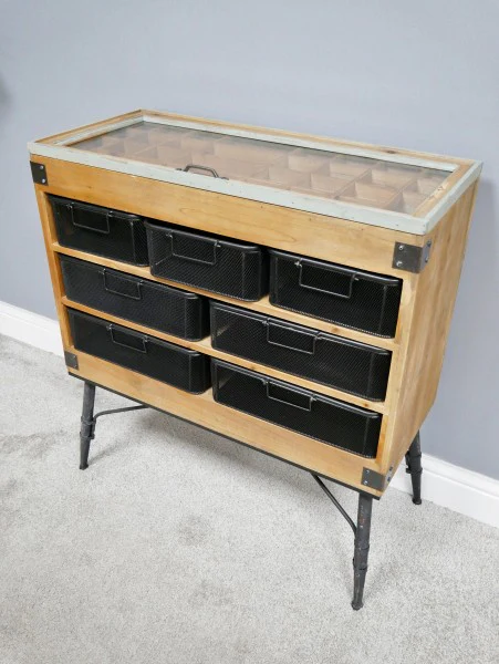 Retro Cabinet - Image 9