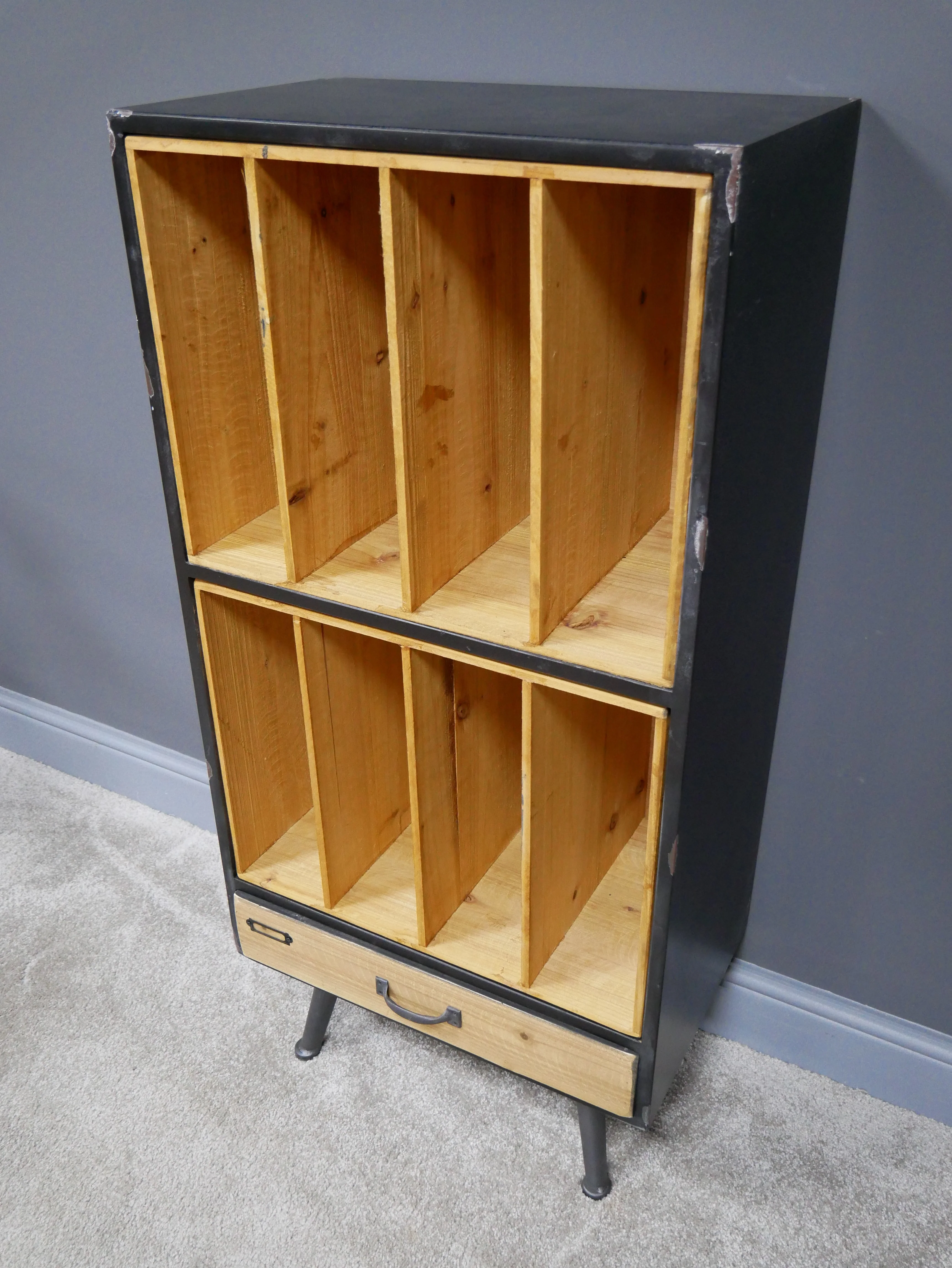 Retro Filing Cabinet - Image 2