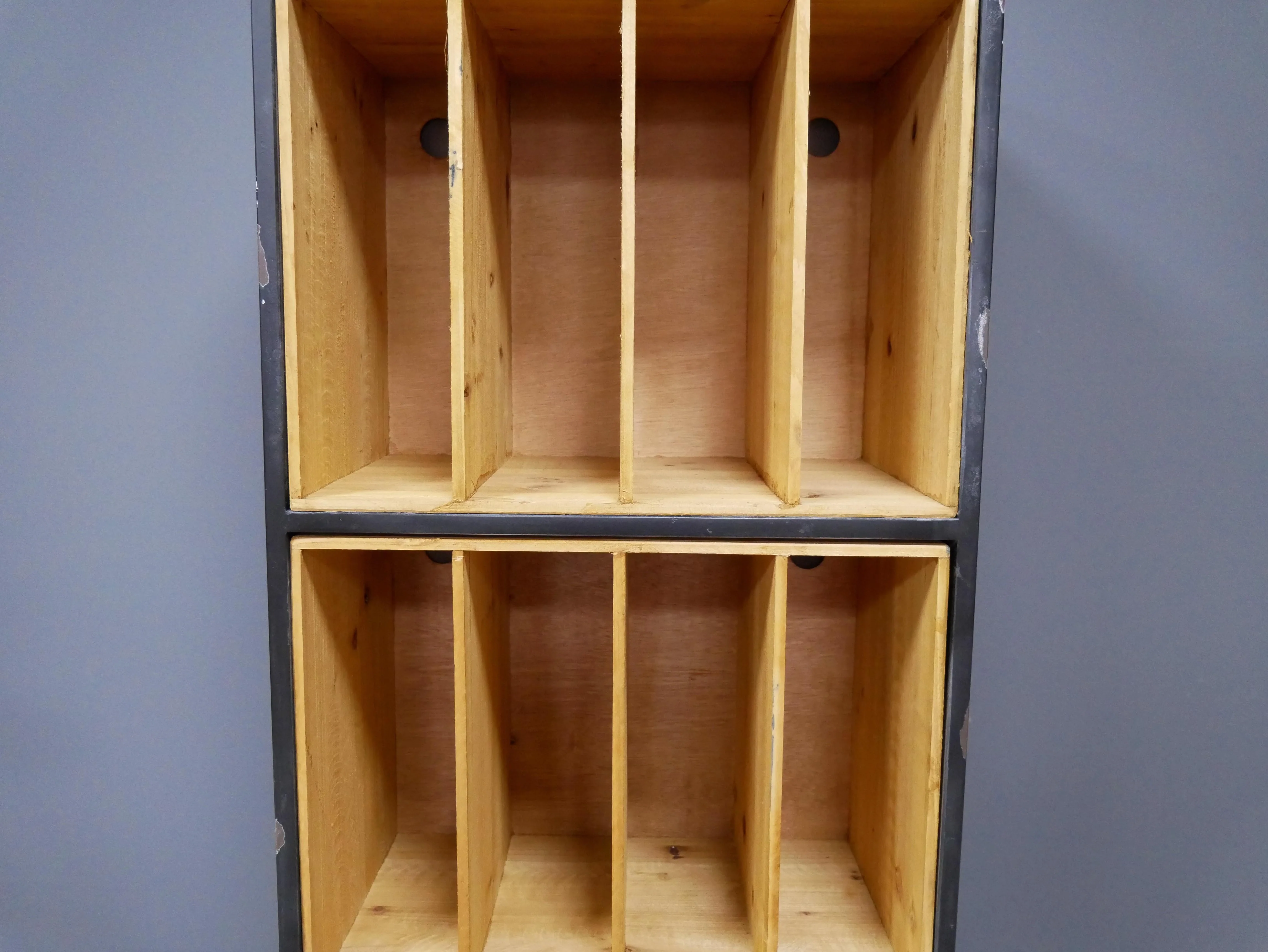 Retro Filing Cabinet - Image 5