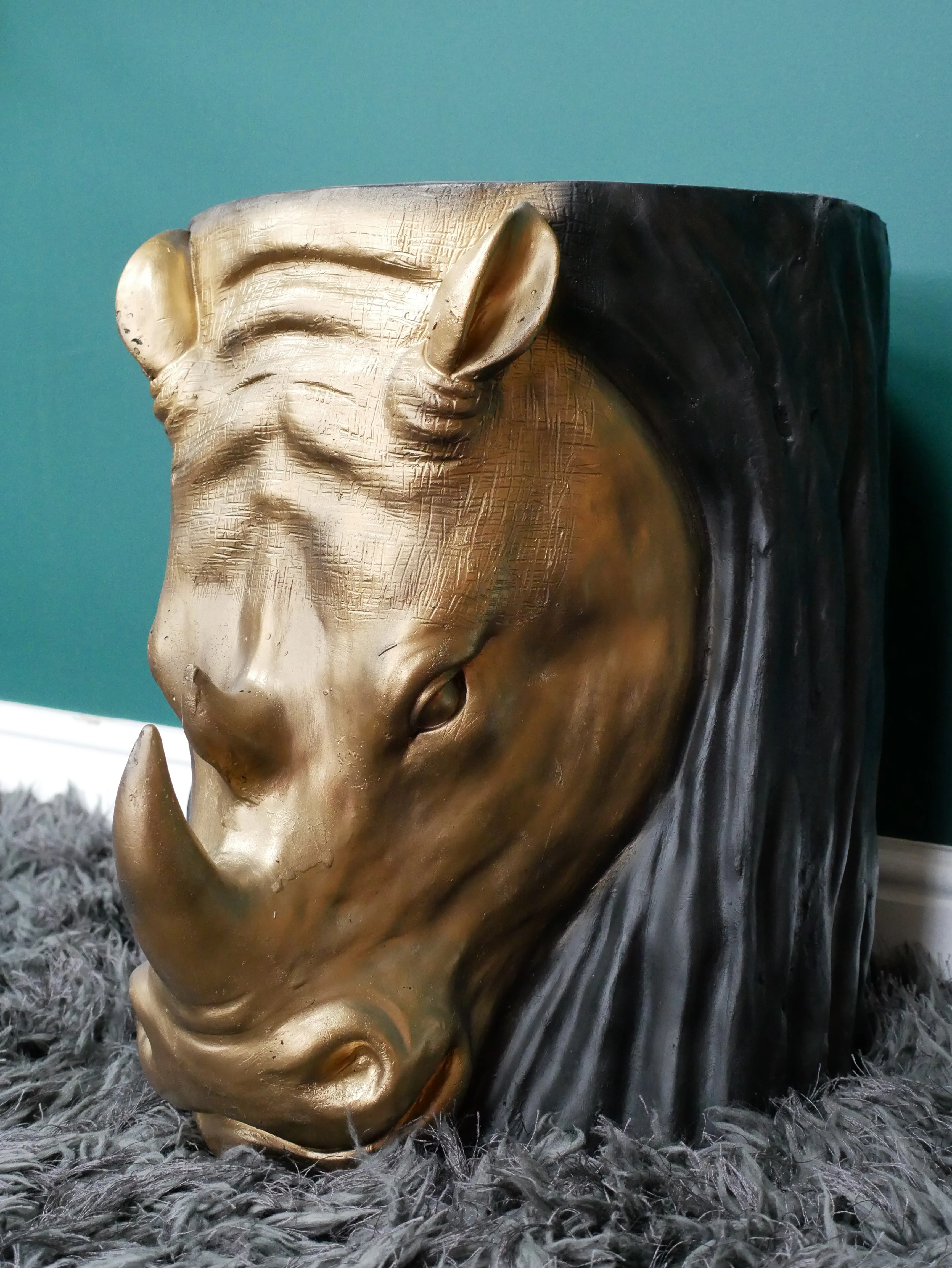 Rhino Side Table - Image 3