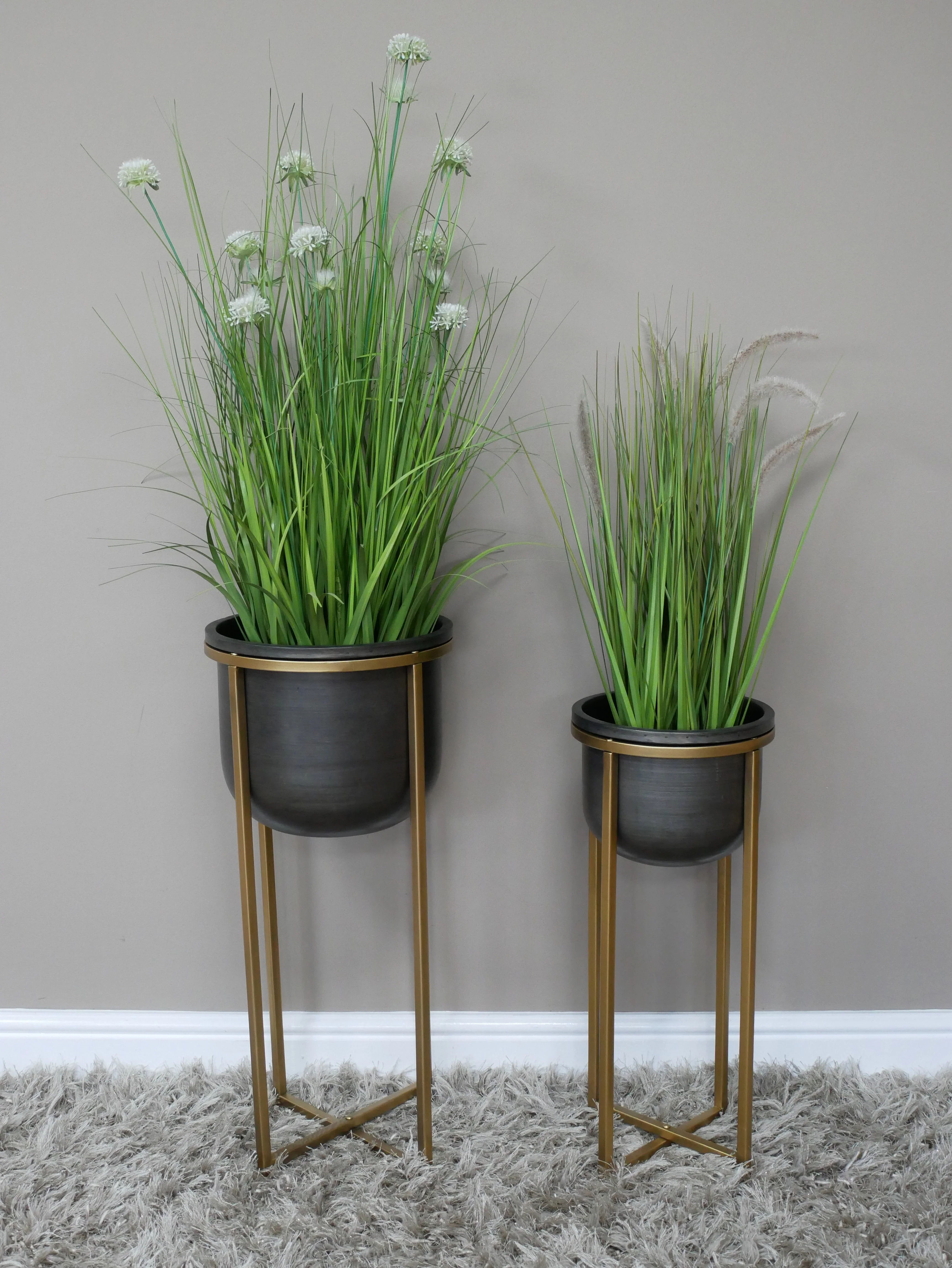 Set Of 2 Planters - Image 2