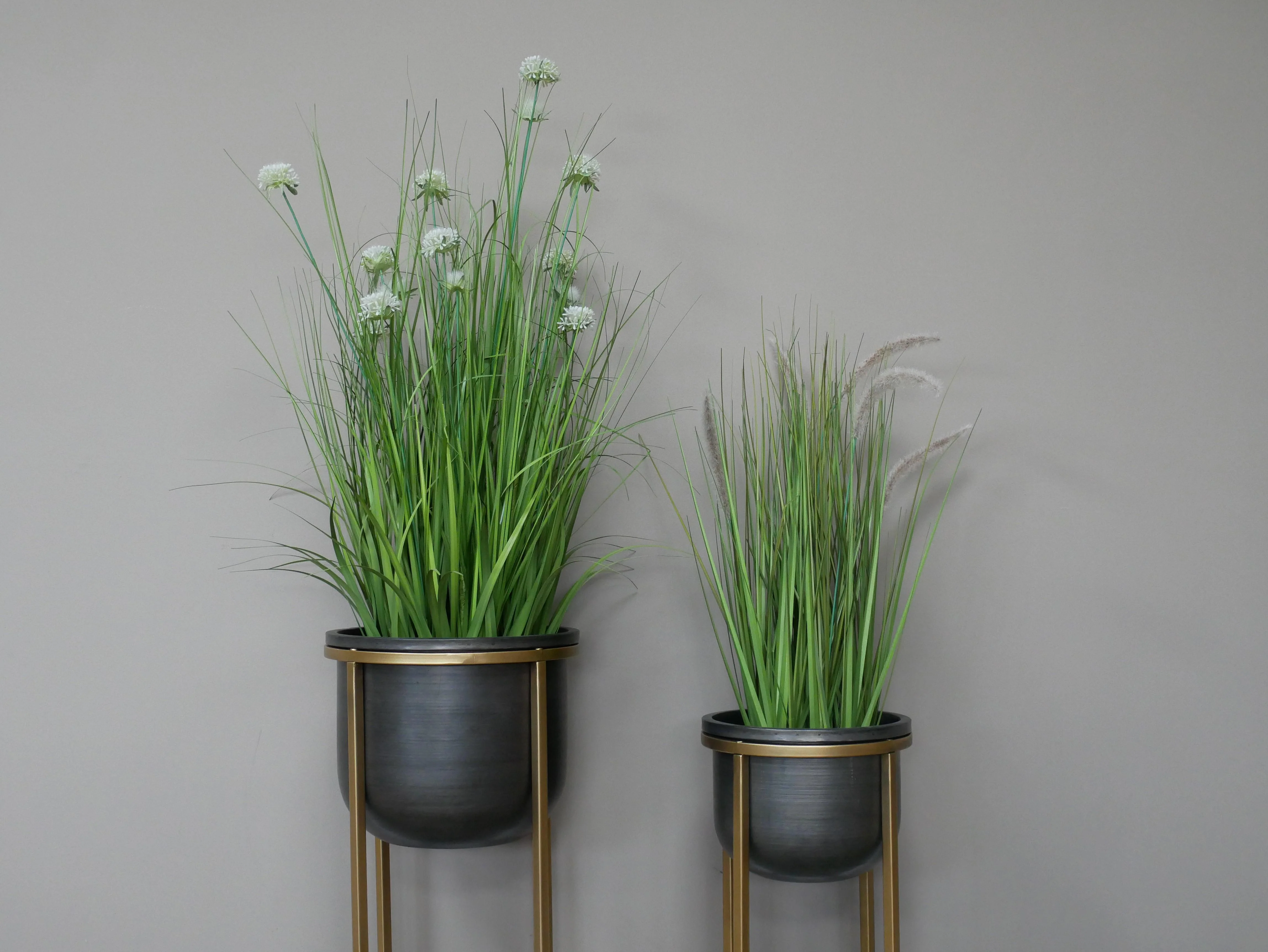 Set Of 2 Planters - Image 6