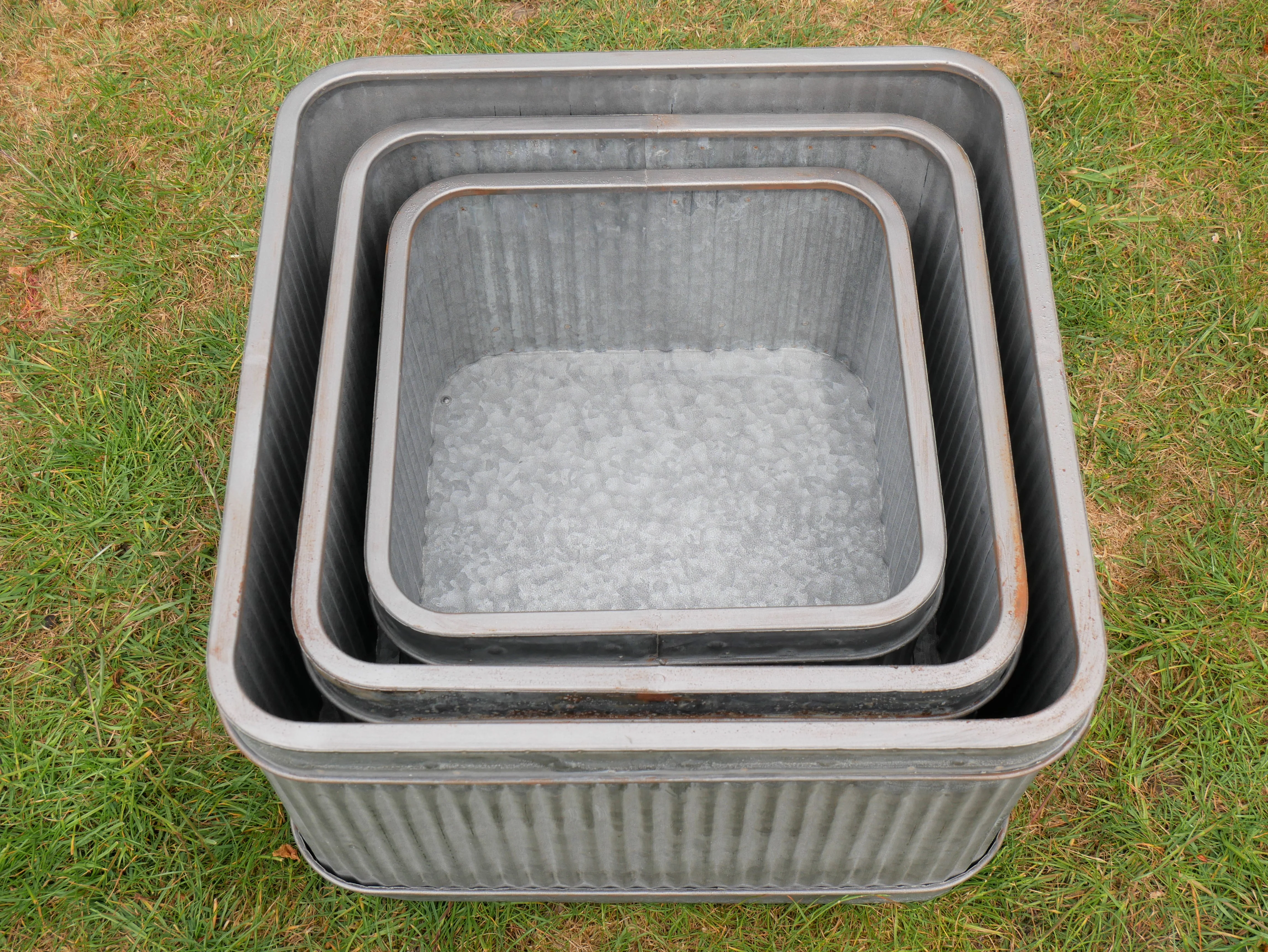 Set Of 3 Square Tubs - Image 5