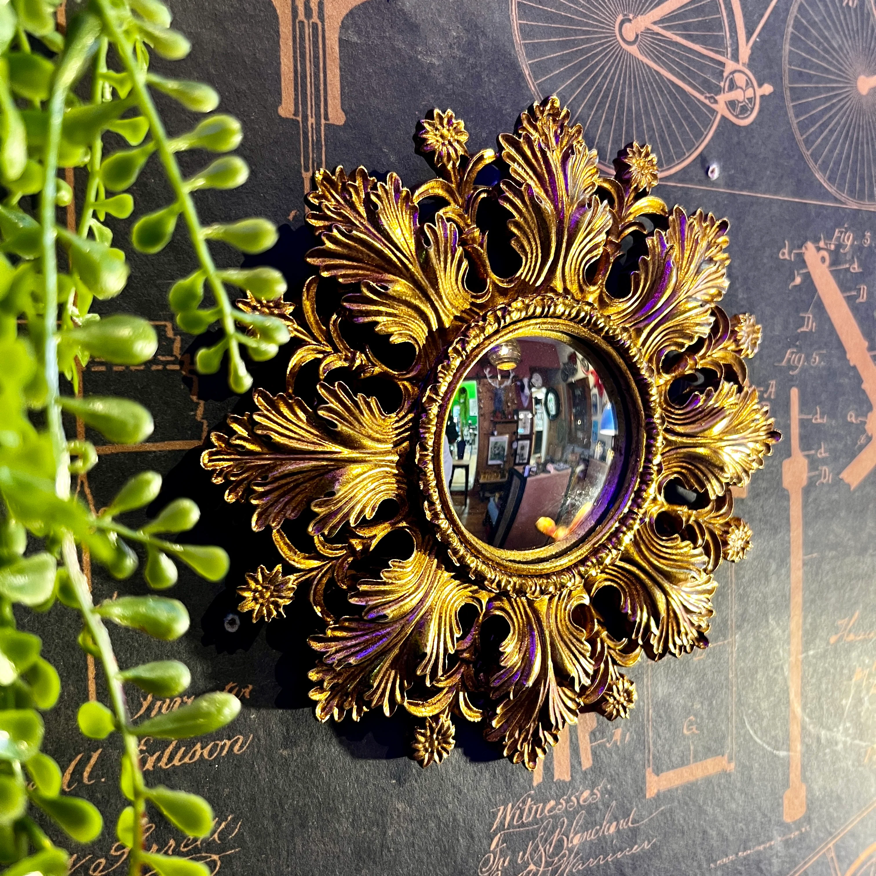 Ornate Set of 9 Convex Assorted Gold - Image 9