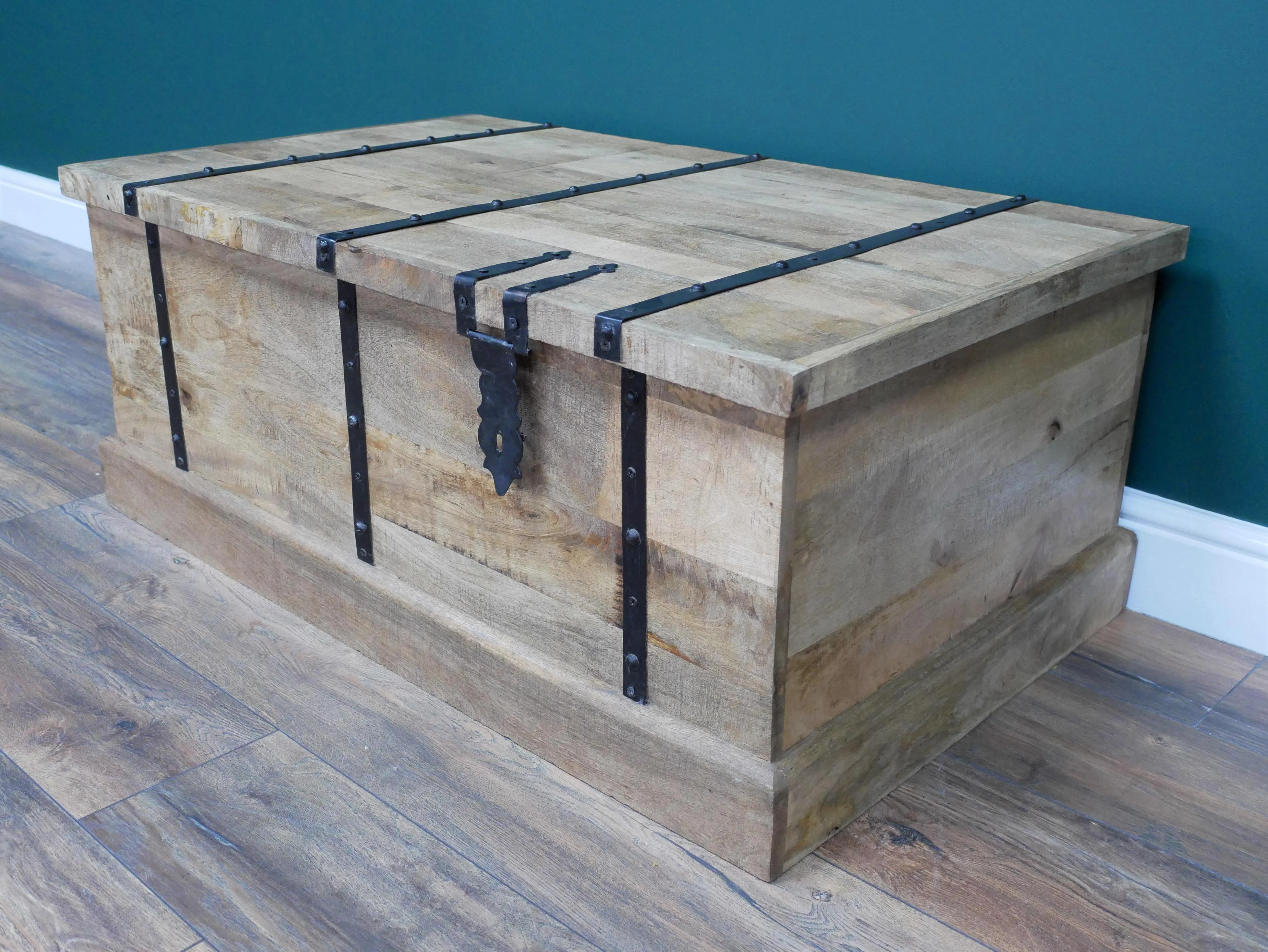Trunk With Wine Bottle Storage - Image 4